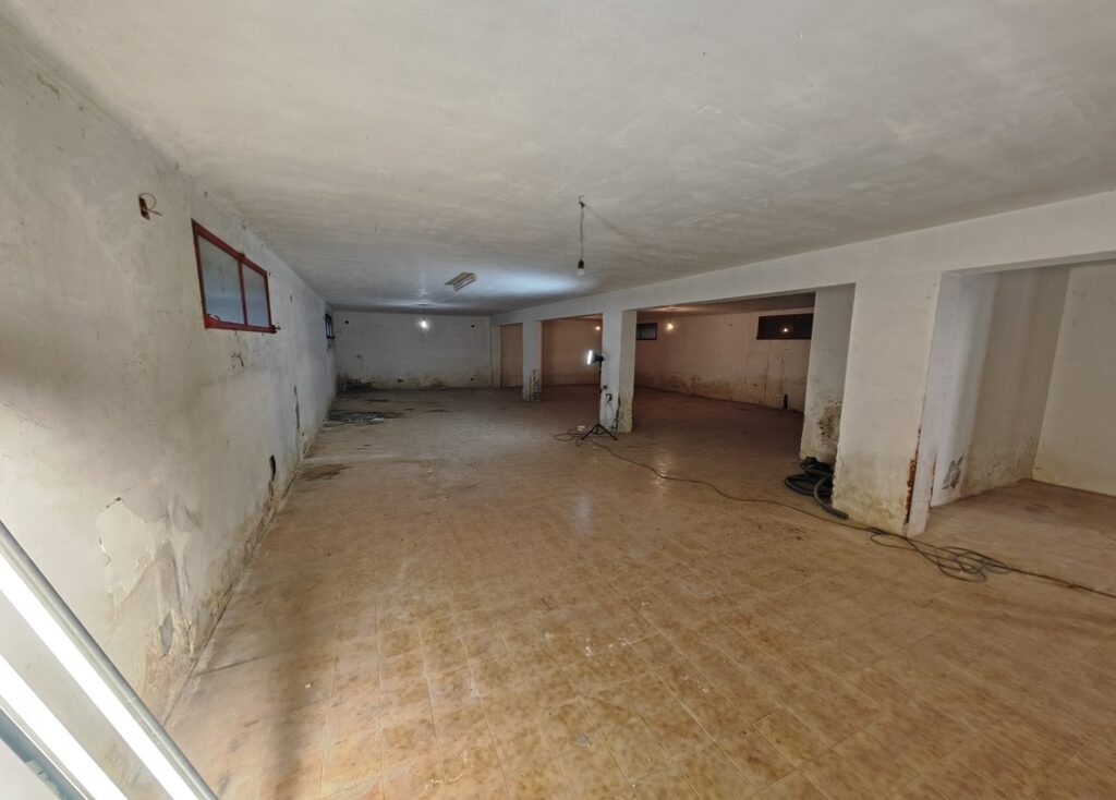 Quartu Sant’Elena – Deposito con rampa – immagine 4
