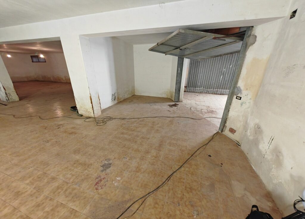 Quartu Sant’Elena – Deposito con rampa – immagine 7