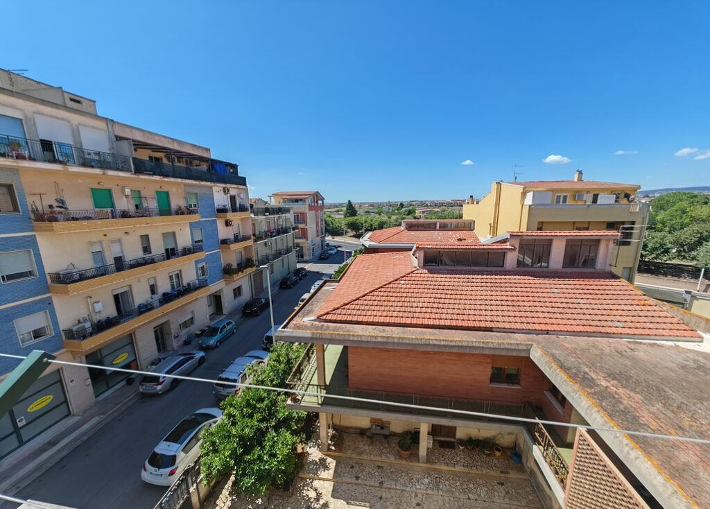 Quartu Sant’Elena – Ultimo piano ristrutturato – immagine 12