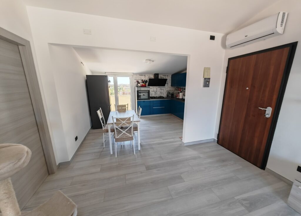 Quartu Sant’Elena – Ultimo piano ristrutturato – immagine 22