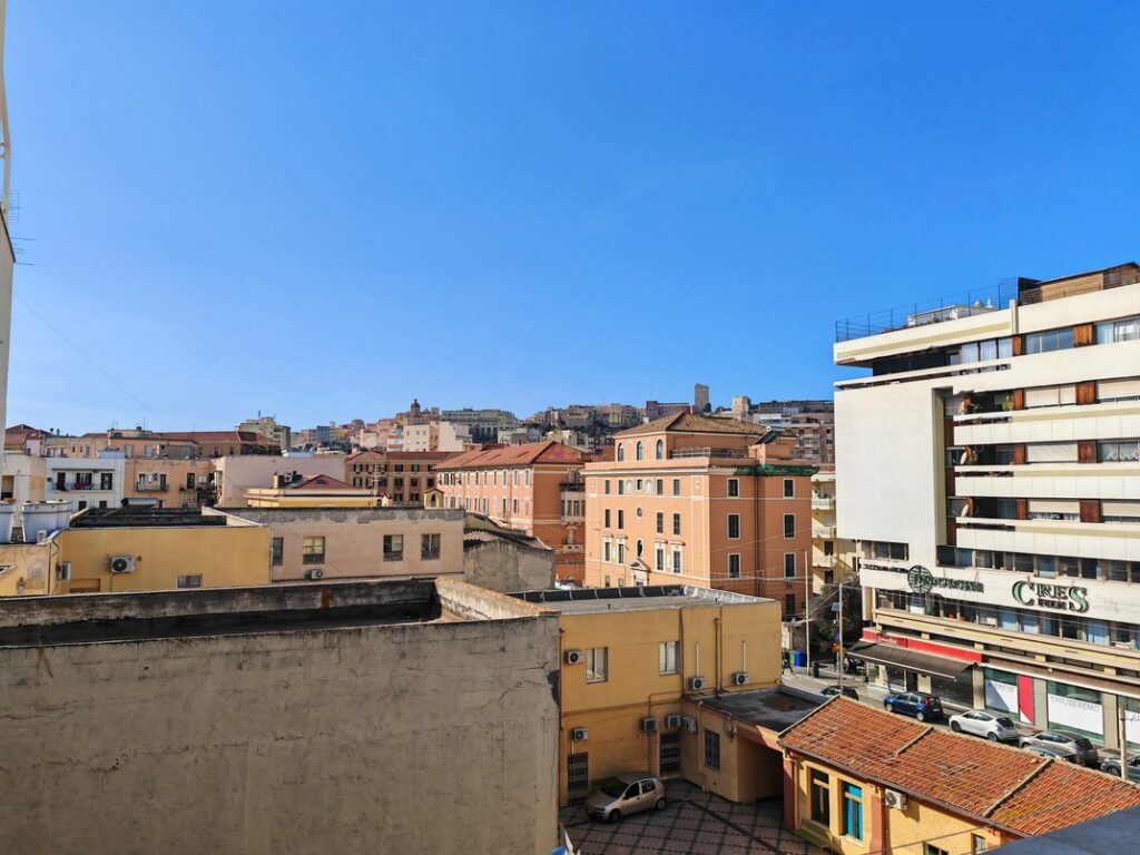 Cagliari, San Benedetto – Ultimo piano – immagine 43
