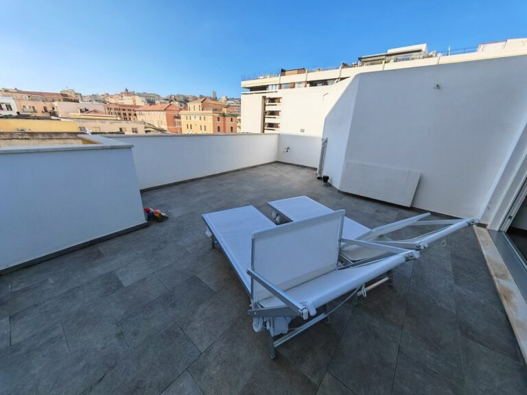Cagliari, San Benedetto – Ultimo piano