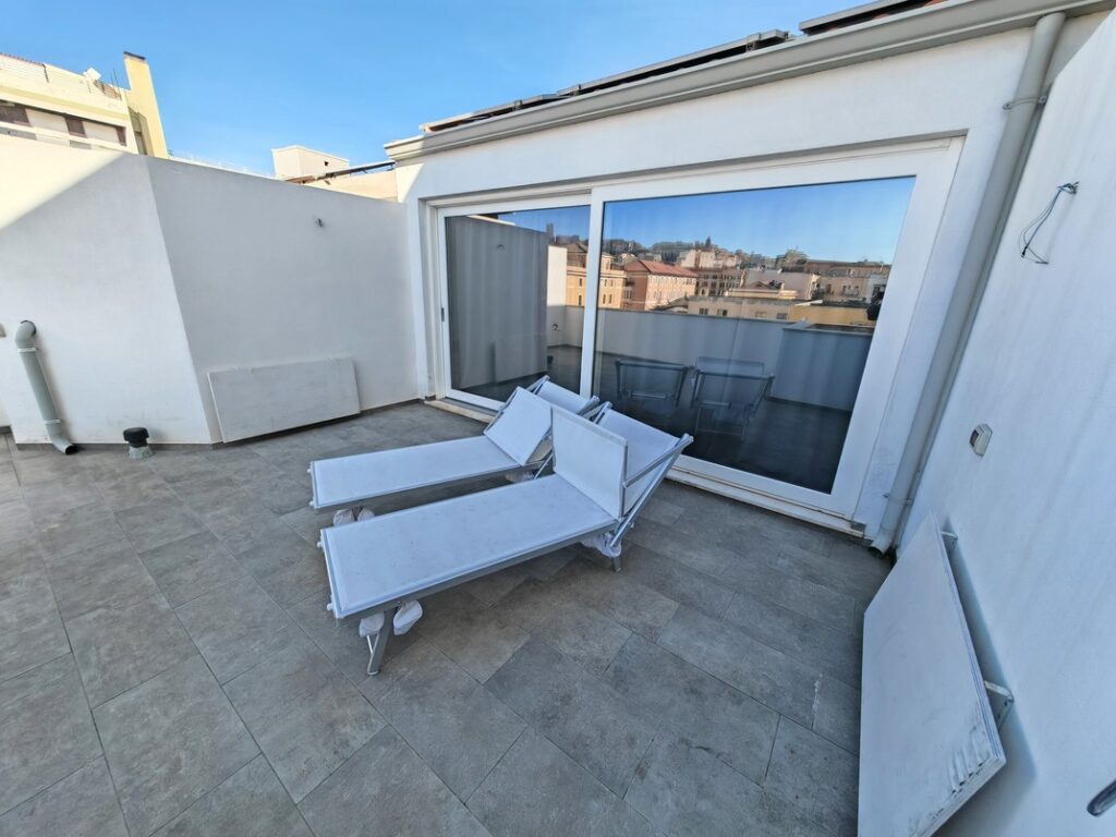 Cagliari, San Benedetto – Ultimo piano – immagine 45
