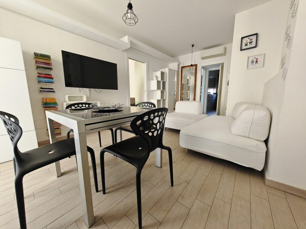 Cagliari, San Benedetto – Ultimo piano – immagine 5