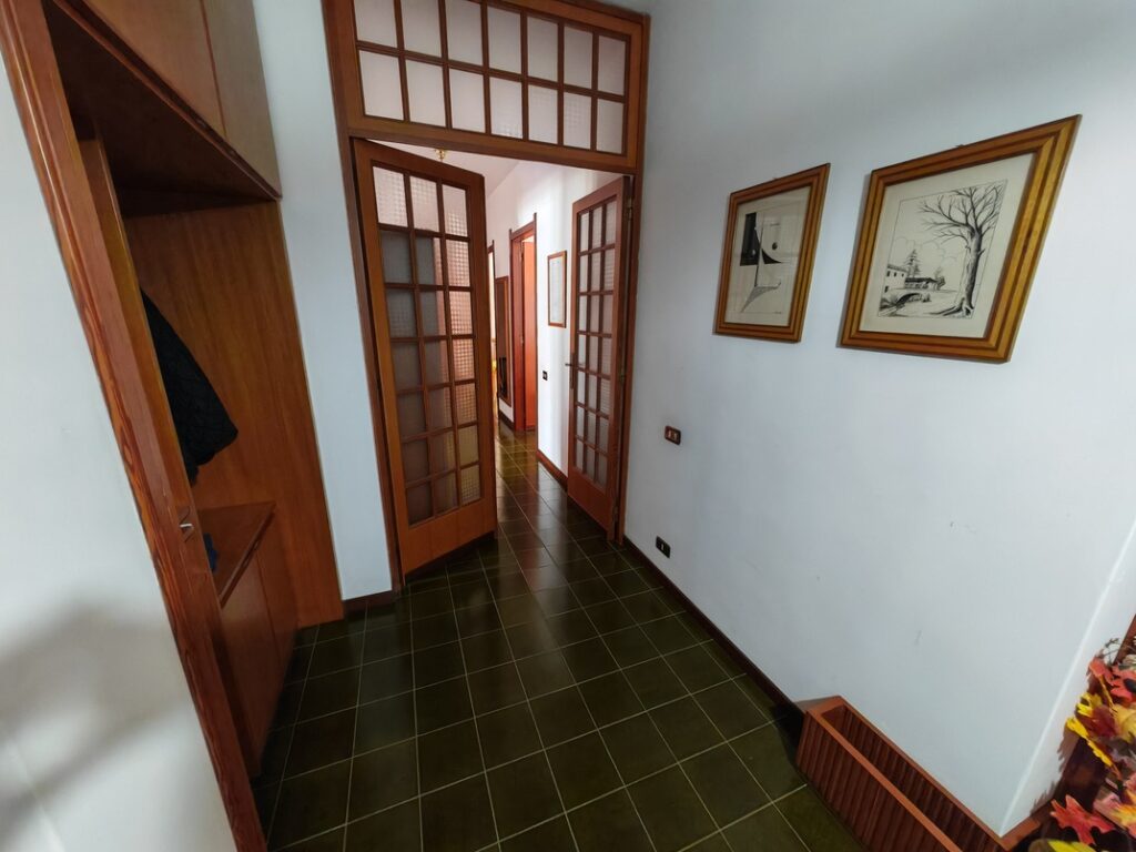 Quartu Sant’Elena centro – Trilocale con terrazza – immagine 3