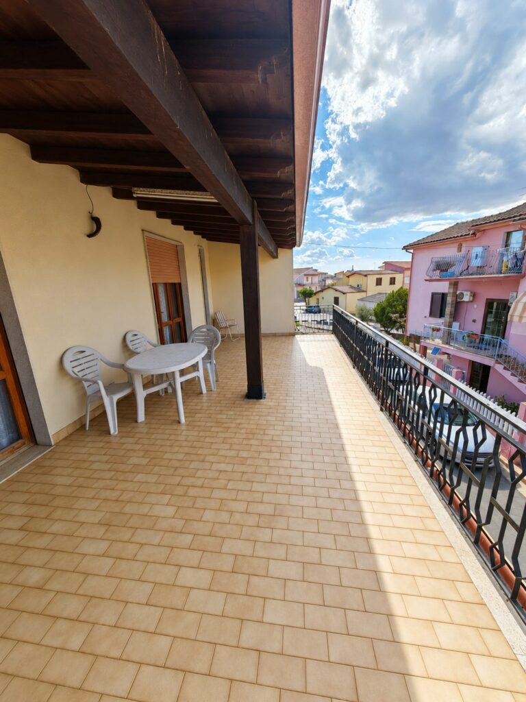 Villaspeciosa – ultimo piano con terrazza – immagine 7