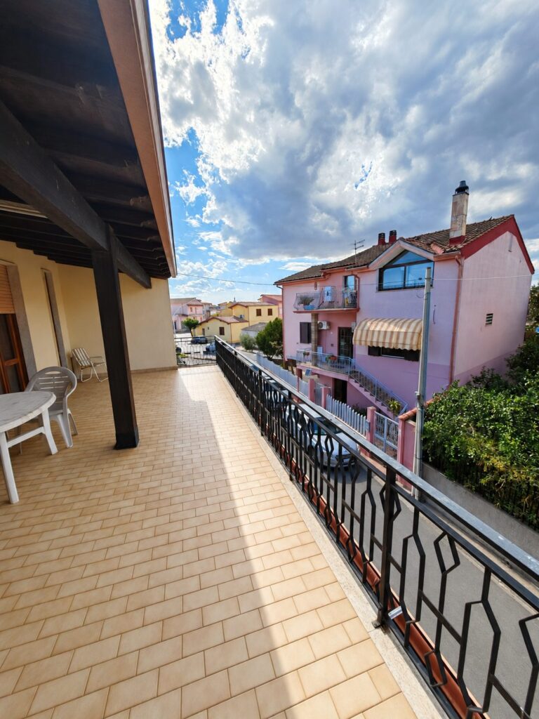 Villaspeciosa – ultimo piano con terrazza – immagine 8