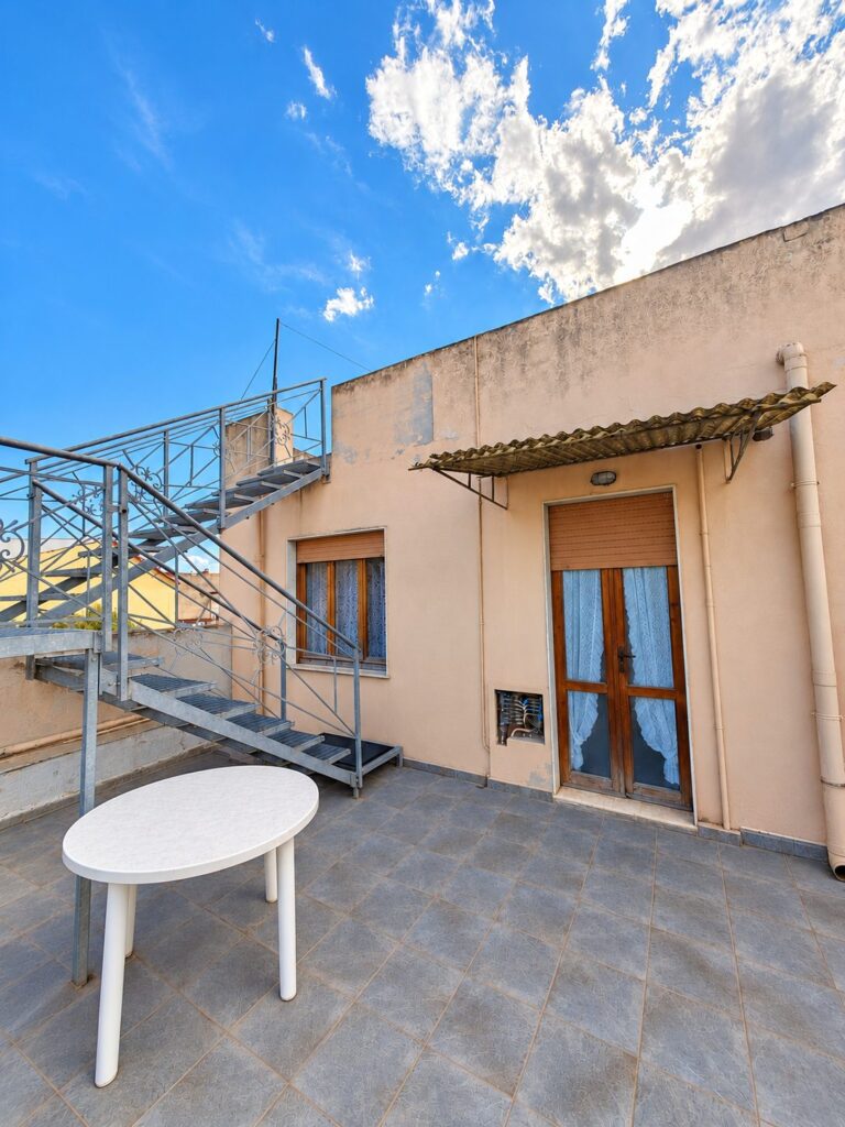 Villaspeciosa – ultimo piano con terrazza – immagine 13