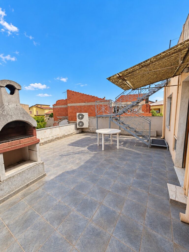 Villaspeciosa – ultimo piano con terrazza – immagine 14
